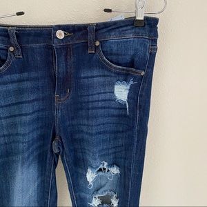 Like New KanCan Distressed Skinny Jeans